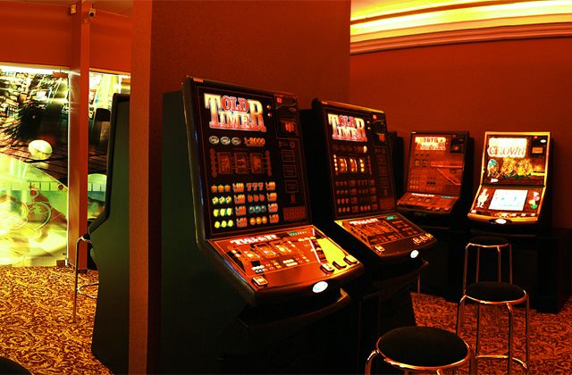 Lošimo automatų salonas - Piniavos skg. 10-3, Panevėžys (PC "Rožynas")